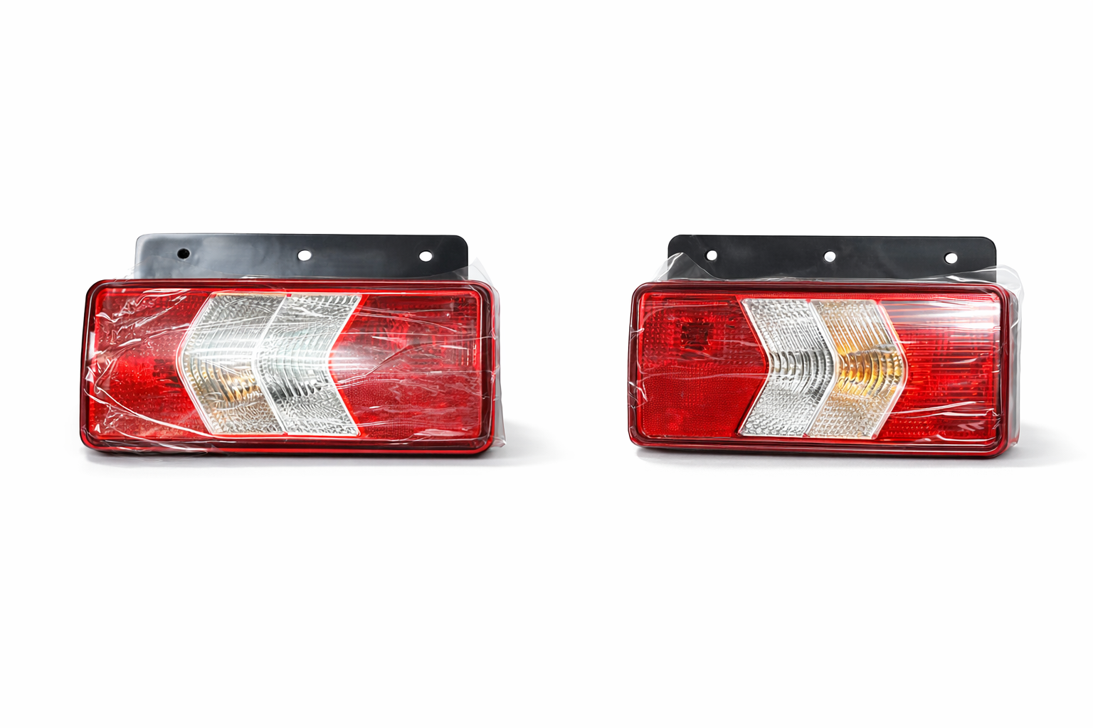 фонарь / стоп сигнал левый JM93